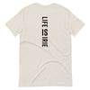 T-shirt with heart symbol and back "life is irie" text